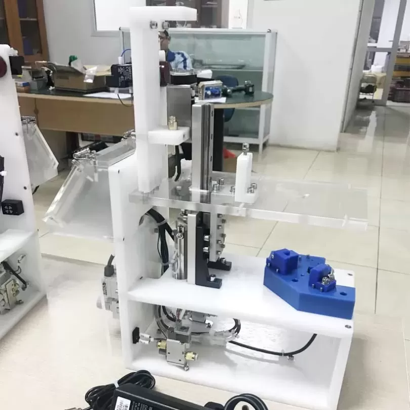 Máy tra dầu tự động