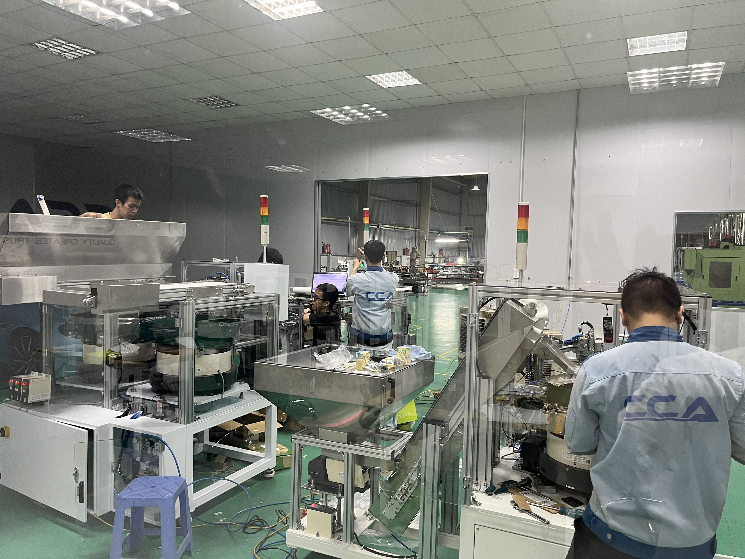 Máy cấp linh kiện tự động
